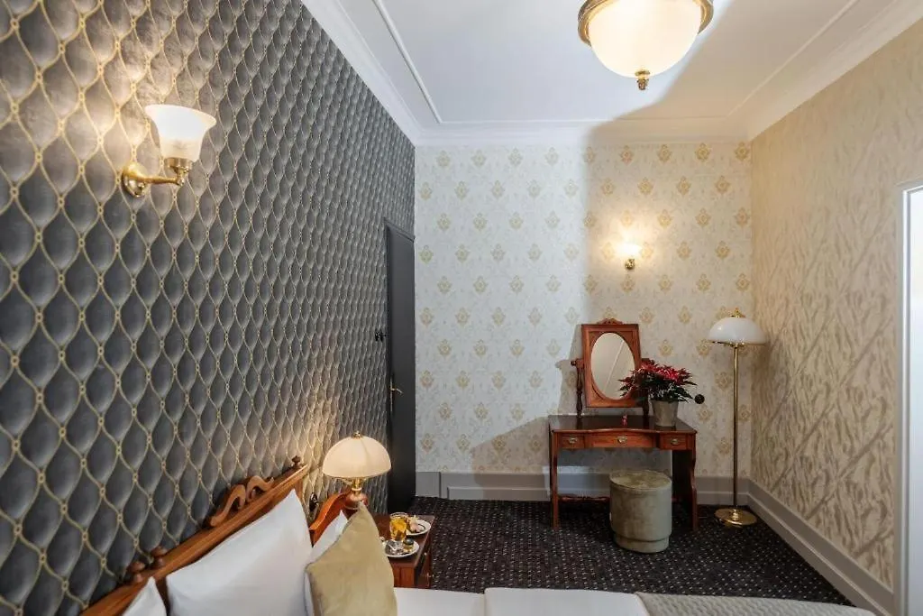 *****  Hotel H15 Francuski Old Town - Destigo Hotels Krasków Πολωνία